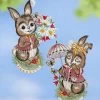 Fensterbild Hasenpärchen, 2er-Set, Aus Plauener Spitze -Haushaltsgegenstände Geschäft fensterbild hasenpaerchen 2er set aus plauener spitze farbe bunt