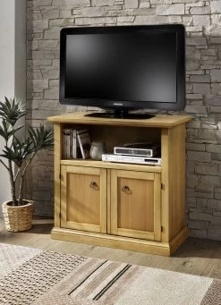 Möbelserie Aus Teilmassivem Holz -Haushaltsgegenstände Geschäft moebelserie aus teilmassivem holz farbe natur 1