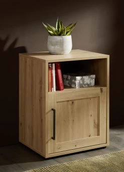 Möbelserie Mit 2 Raffinierten Türfüllungen Zum Wenden