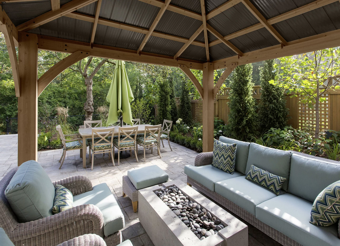 Pavillon Devon: Modern, Stabil Und Langlebig 6 Pavillon Devon: Modern, Stabil Und Langlebig – Bild 4