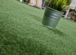 Robuster Rasenteppich Aus 100% Nadelfilz -Haushaltsgegenstände Geschäft robuster rasenteppich aus 100 nadelfilz farbe gruen groesse 120 1