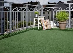 Robuster Rasenteppich Aus 100% Nadelfilz -Haushaltsgegenstände Geschäft robuster rasenteppich aus 100 nadelfilz farbe gruen groesse 120