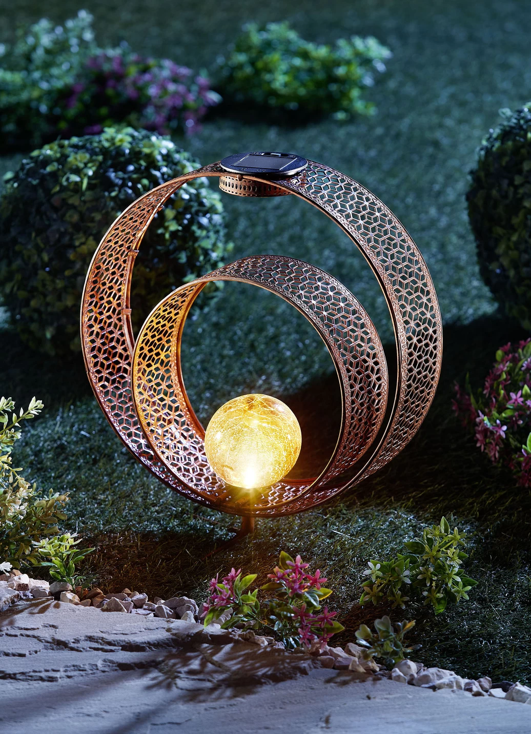 Solarleuchte Aus Metall In Rostoptik Mit Glaskugel 3 Solarleuchte Aus Metall In Rostoptik Mit Glaskugel