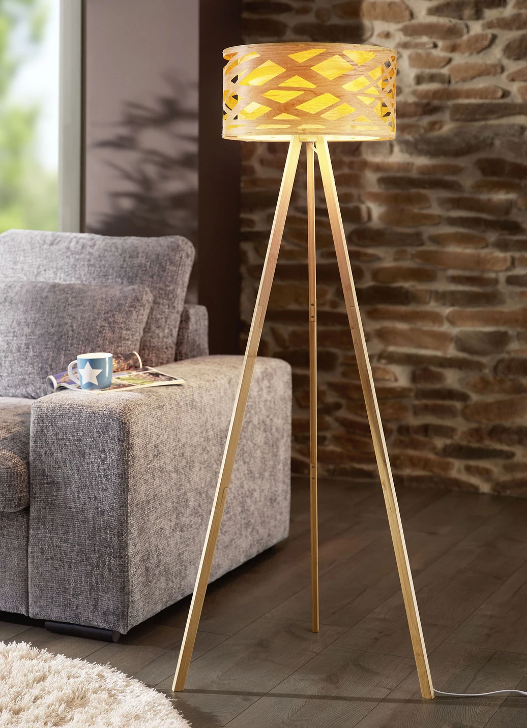 Stehleuchte Mit Natürlichem Flair 3 Stehleuchte Mit Natürlichem Flair