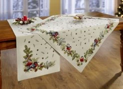 Tisch- Und Raumdekoration Mit Naturmotiven