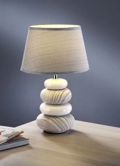 Tischleuchte Mit Lackiertem Fuß -Haushaltsgegenstände Geschäft tischleuchte mit lackiertem fuss farbe grau