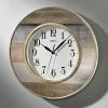 Wanduhr Mit Funkwerk Aus Dem Hause AMS -Haushaltsgegenstände Geschäft wanduhr mit funkwerk aus dem hause ams farbe creme braun